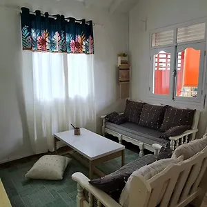 Le Nid , Sainte-Anne (Grande-Terre) Guadeloupe
